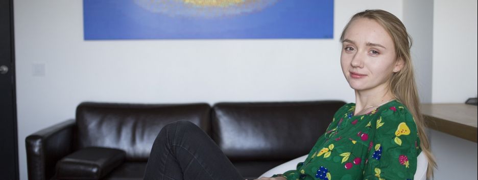 Как студентка одевает влюбленных в Киев девушек