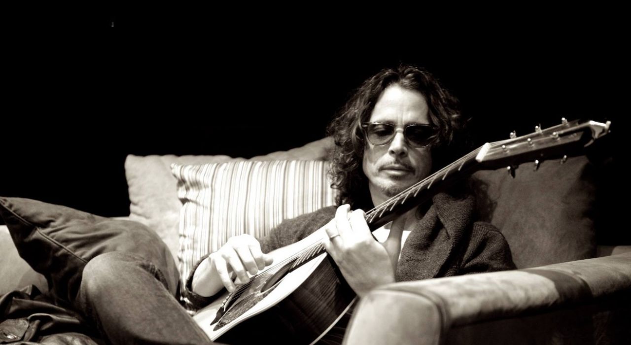 На 53-м году жизни скончался солист группы Soundgarden Крис Корнелл