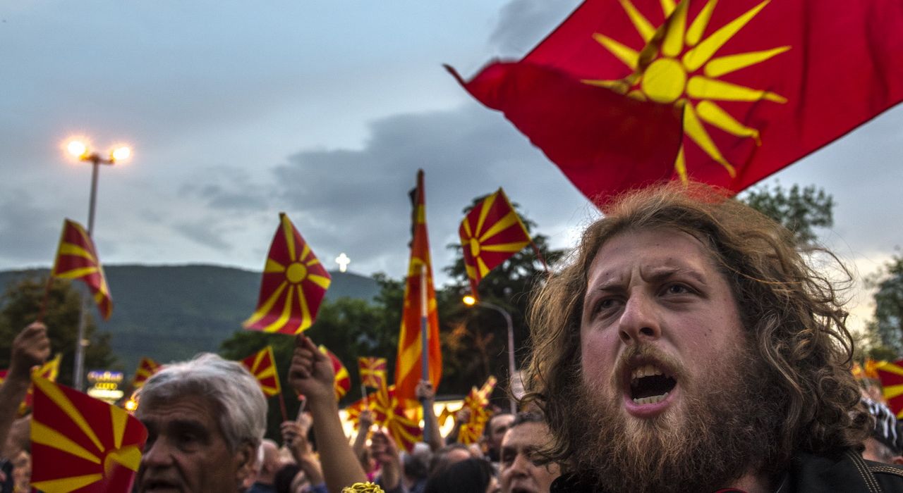 Македония выбрала между Россией и ЕС