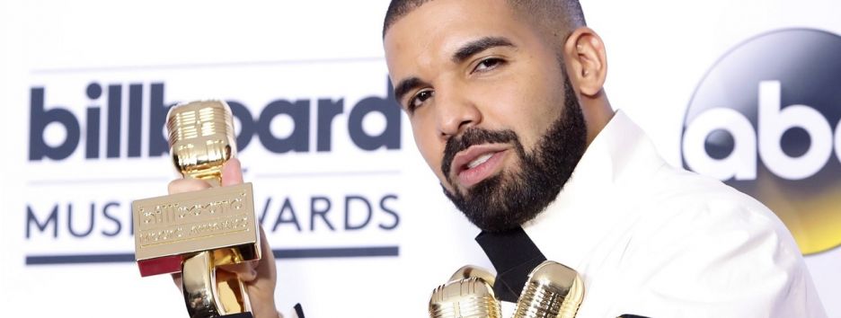 Дрейк получил 13 наград и стал рекордсменом Billboard Music Awards