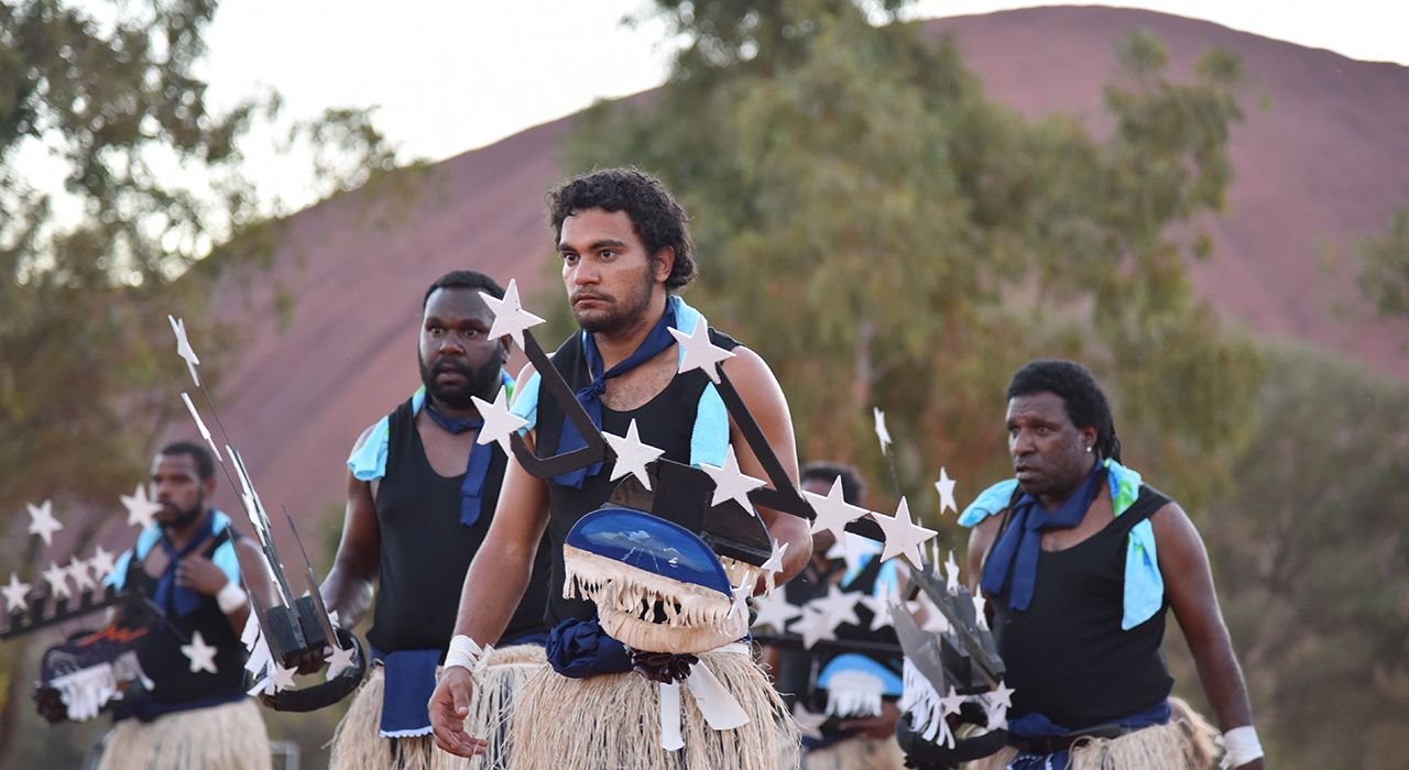 Аборигены Австралии проводят исторический саммит