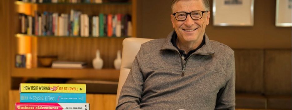 Билл Гейтс составил список книг на лето