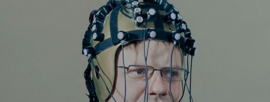 Почему бить себя током в домашних условиях полезно