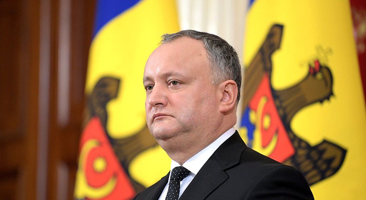 Почему Молдова выдворила 5 российских дипломатов