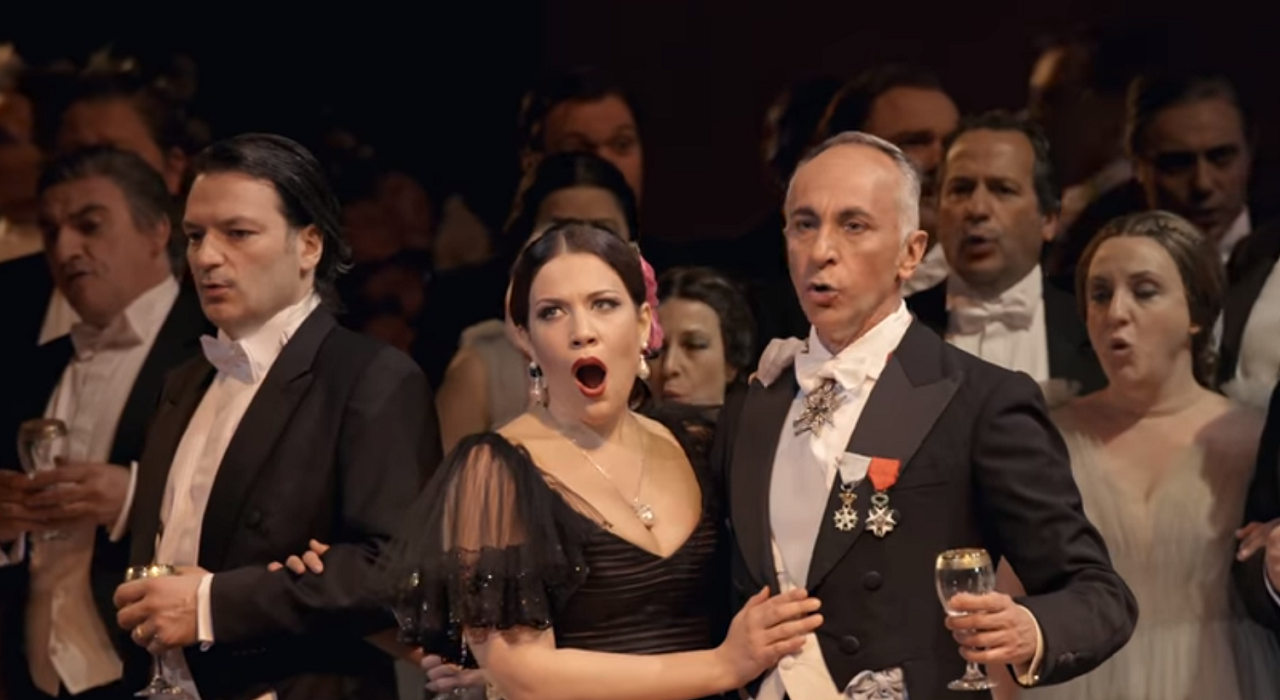 В сети появился трейлер пьесы «La Traviata». Режиссер София Коппола