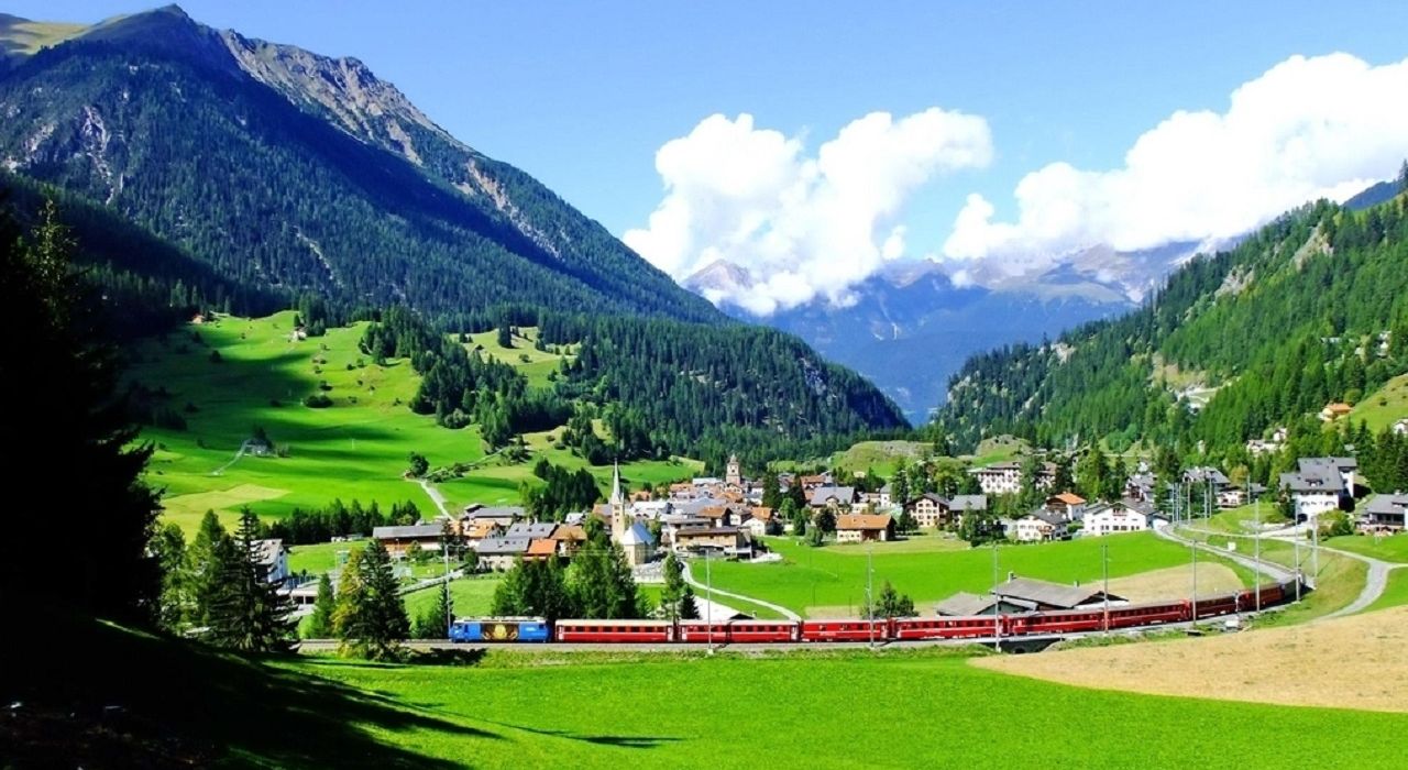Туристам запретили фотографировать швейцарскую деревню из-за красоты