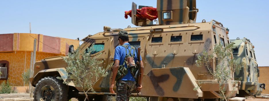 США бомбит Иран в Сирии