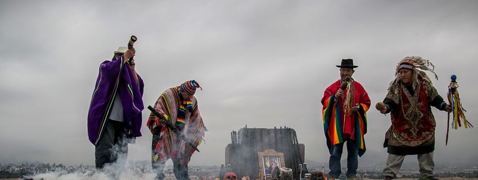 Группа шаманов из Перу провела ритуалы для наступления мира