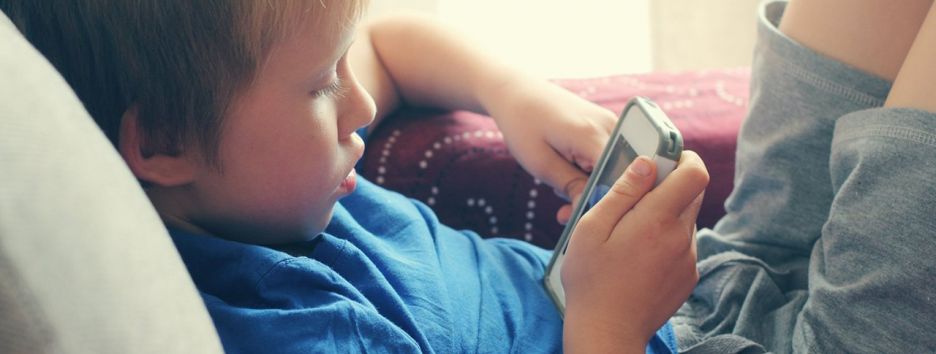 Чем соцсети опасны для детей
