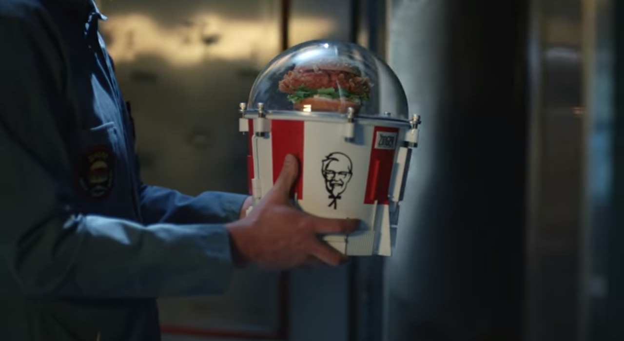 KFC планирует отправить свой бургер в космос