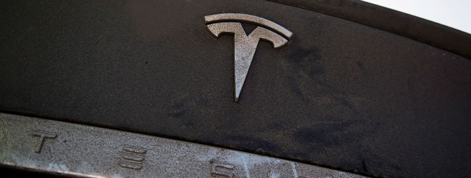 Смерть за рулем Tesla: эксперты назвали причину