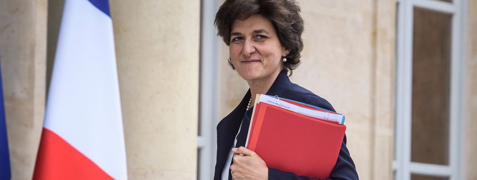 Еще один министр Макрона уходит в отставку