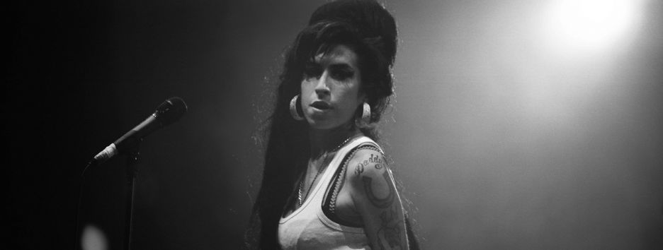 В Киеве покажут музыкальное представление о легенде соула Эми Уайнхаус