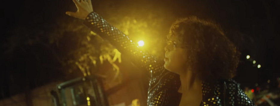 Инди-рокеры Arcade Fire представили клип на трек «Electric Blue»