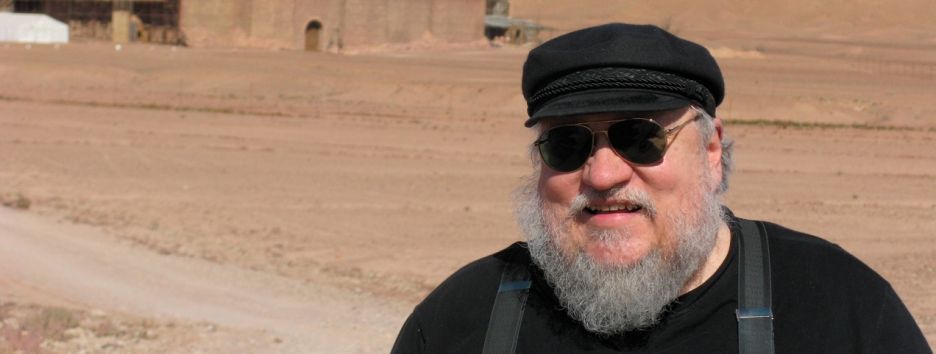 Джордж Мартин может выпустить сразу две книги в следующем году