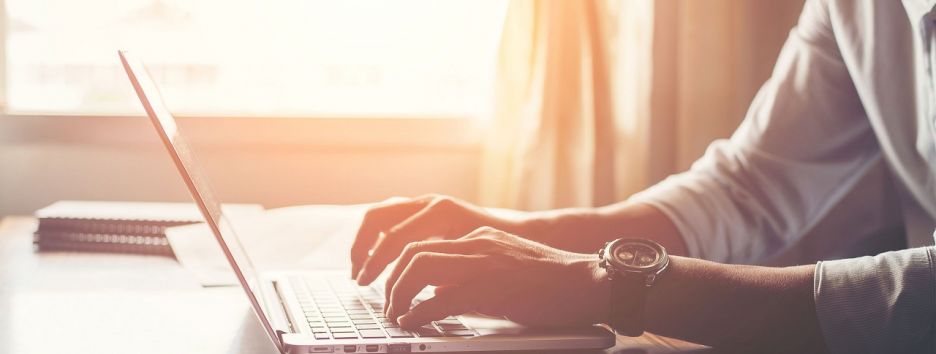 Apple предлагает работу на дому с отпуском и скидками на свои продукты