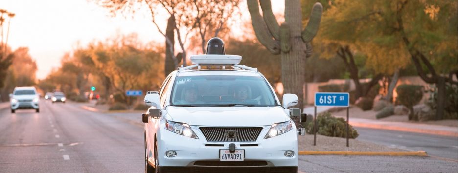 В Google разработали беспилотный автомобиль, который спасает пешеходов