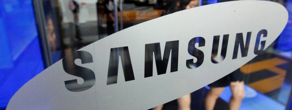 Компания Samsung запатентовала смартфон со встроенным алкотестером