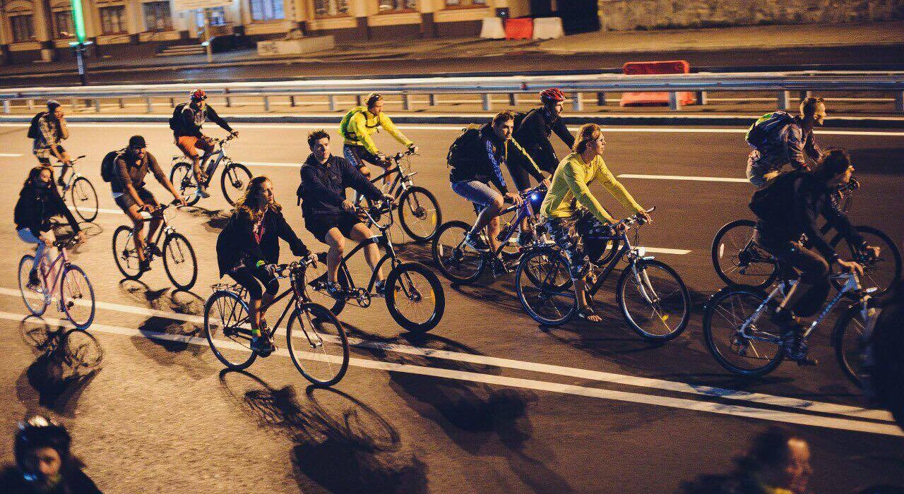 Как ночные велосипедисты делают Киев европейским