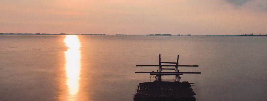 Фотограф представил видео пейзажей Днепра «Beauty & Hate: The River»