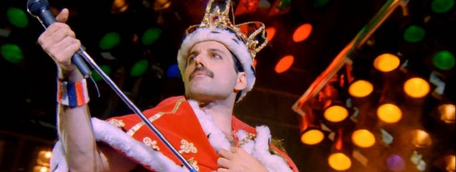 Рами Малек в роли Фредди Меркьюри в фильме 