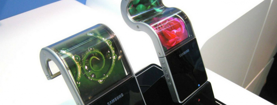 Samsung выпустит гибкий смартфон в 2018 году