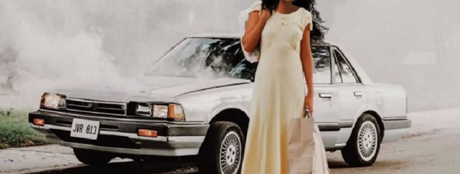 Художник превратил диснеевских принцесс в известных певиц