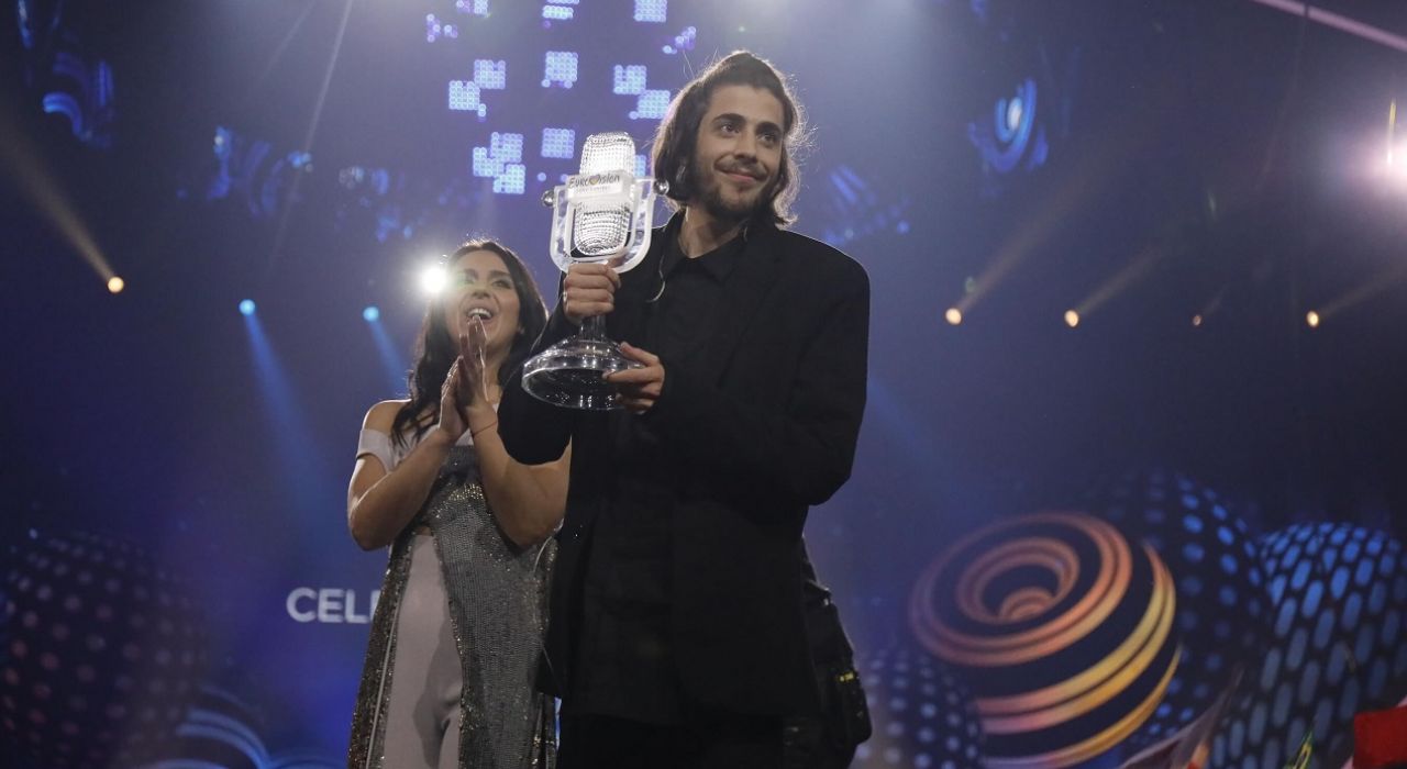 Победитель Евровидения-2017 Сальвадор Собрал переведен в реанимацию