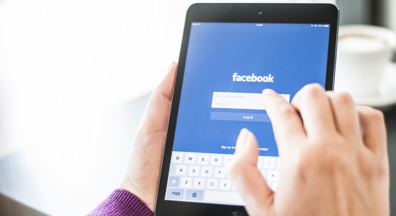 Facebook тестирует новую функцию распознавания лиц
