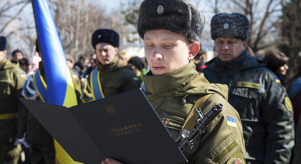 В Украине стартовал призыв в армию: кому и когда вручат повестки