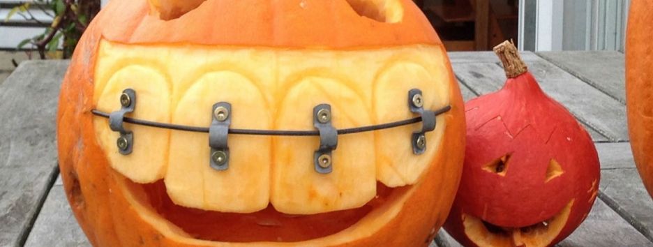 Серия фото от стоматологов с хорошим чувством юмора