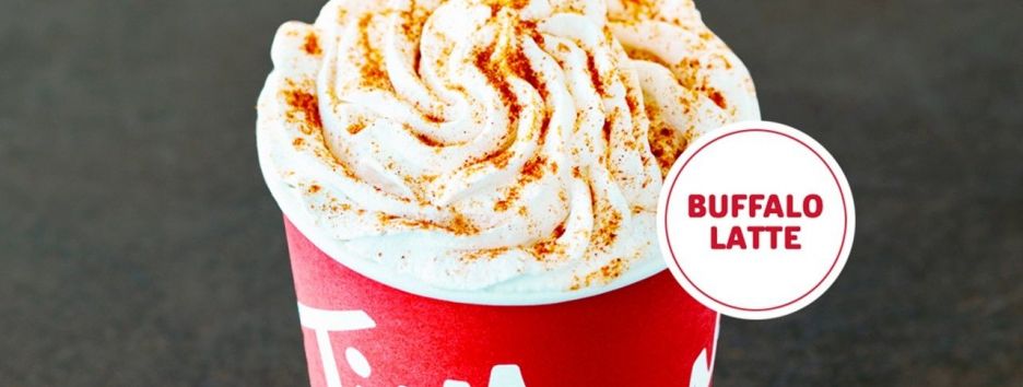 Канадская сеть кофеен представила латте со вкусом куриных крылышек