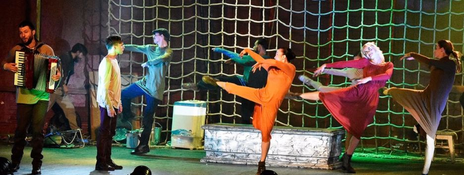 В клубе Stereo Plaza откроют театральную площадку