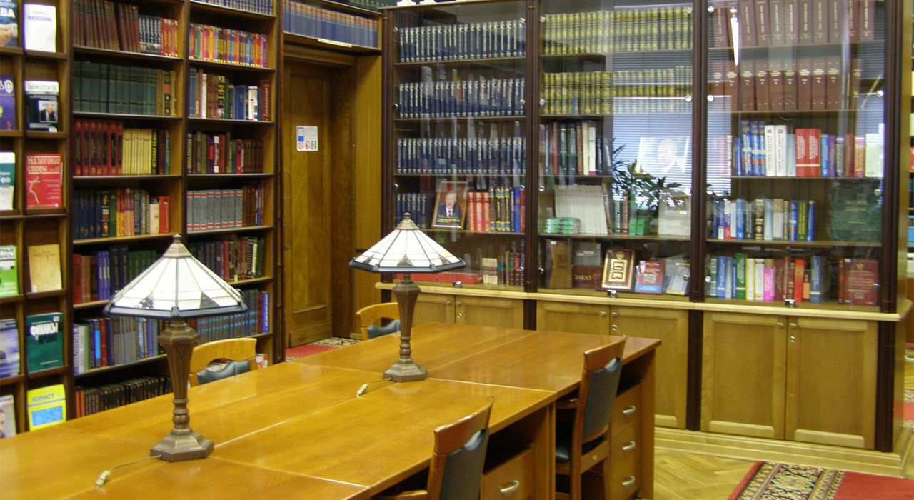 Парламентская библиотека заказала книг на 40 млн. Какие – неизвестно