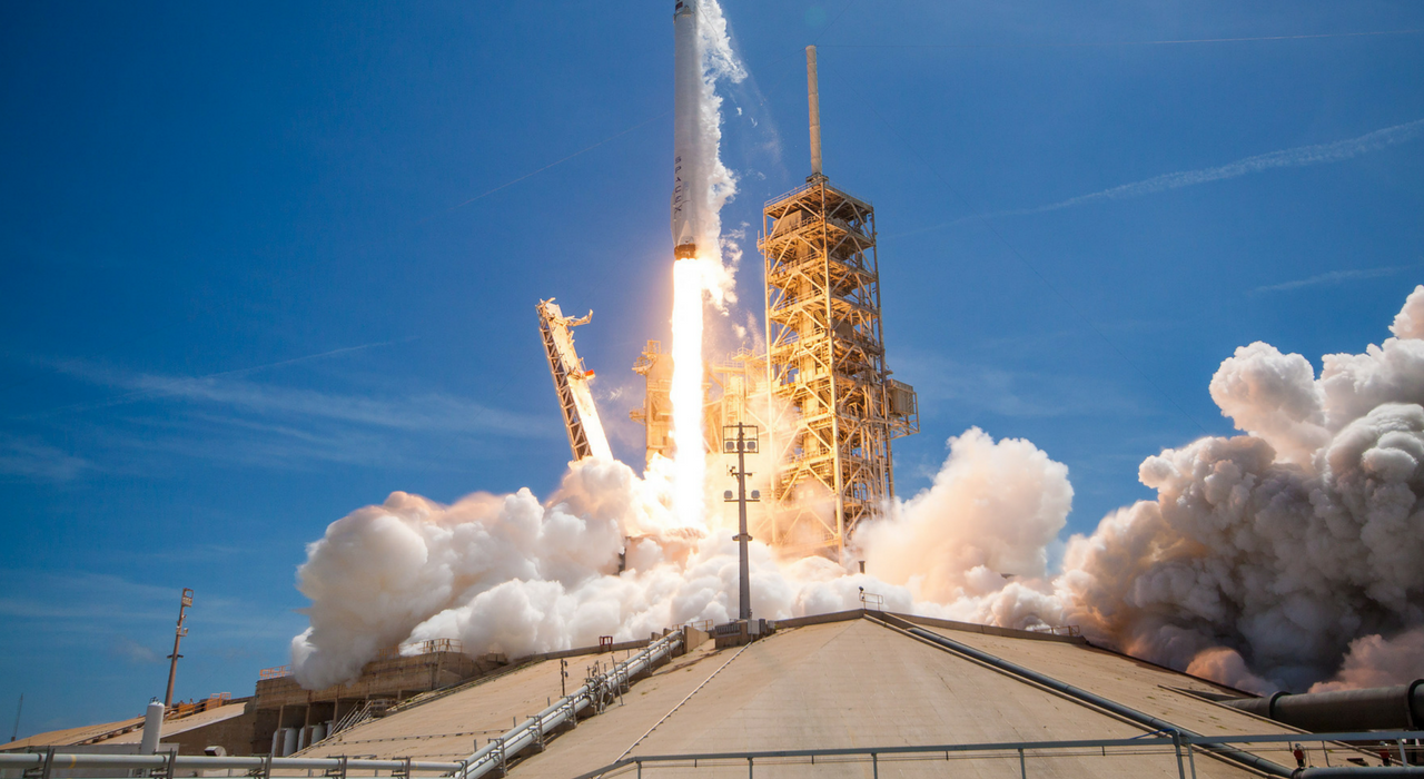 SpaceX в 16-й раз запустит и посадит Falcon 9 (онлайн-трансляция)