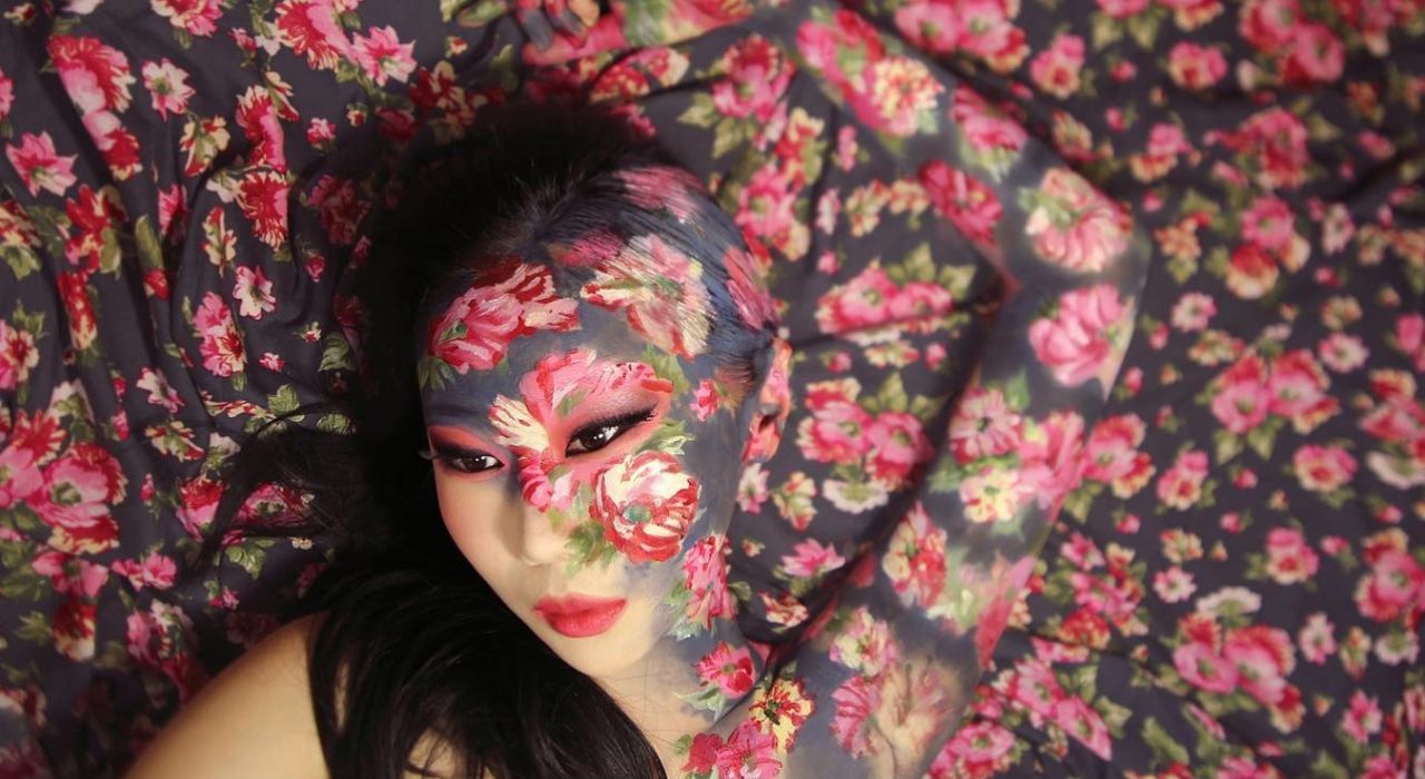 Корейский визажист создает невероятные оптические иллюзии на лице