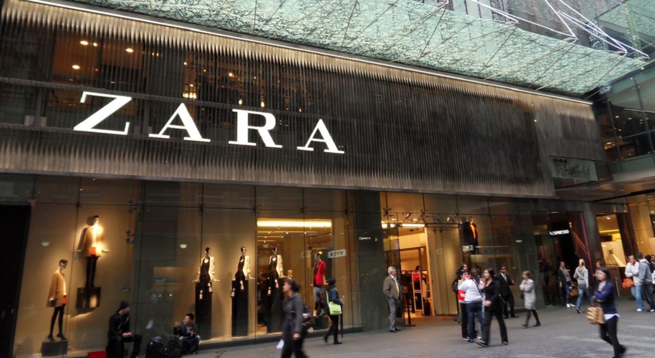 Работники компании Zara написали на бирках одежды, что им не платят