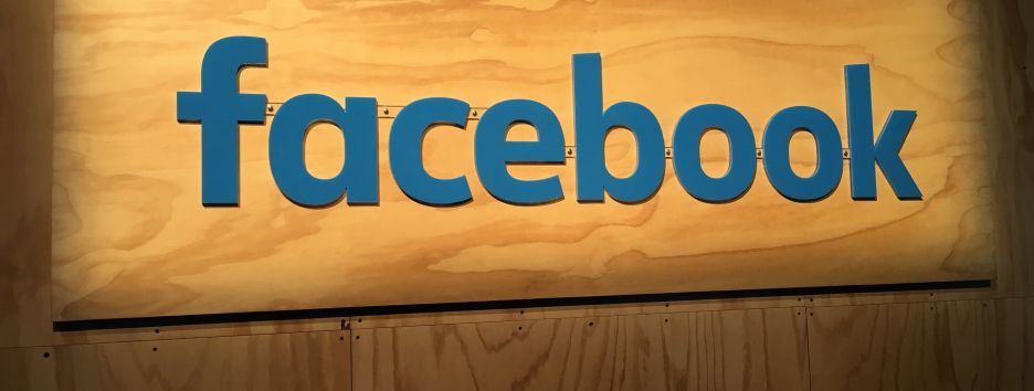 Facebook научится распознавать эмоции