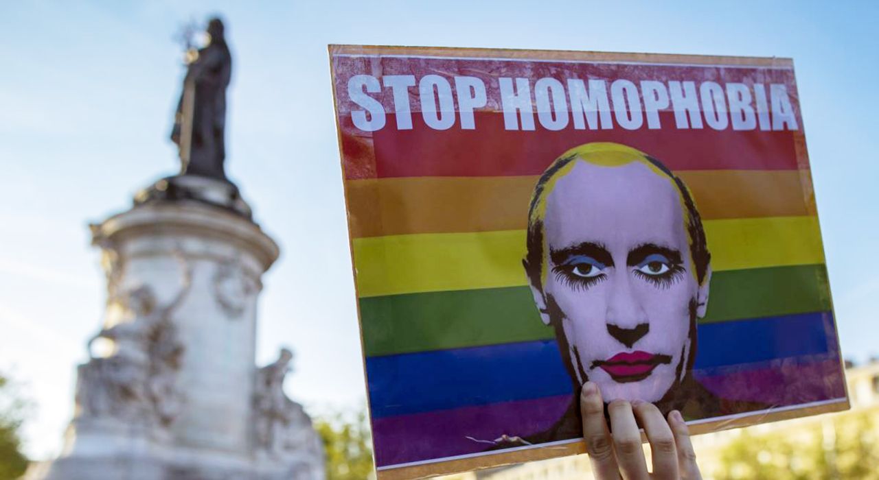Чеченский ад: правозащитник о том, как пытают и убивают гомосексуалов, и не только