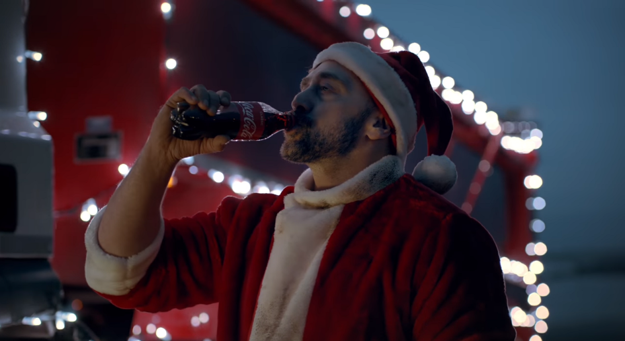 Greenpeace представили альтернативную рождественскую рекламу Coca-Cola