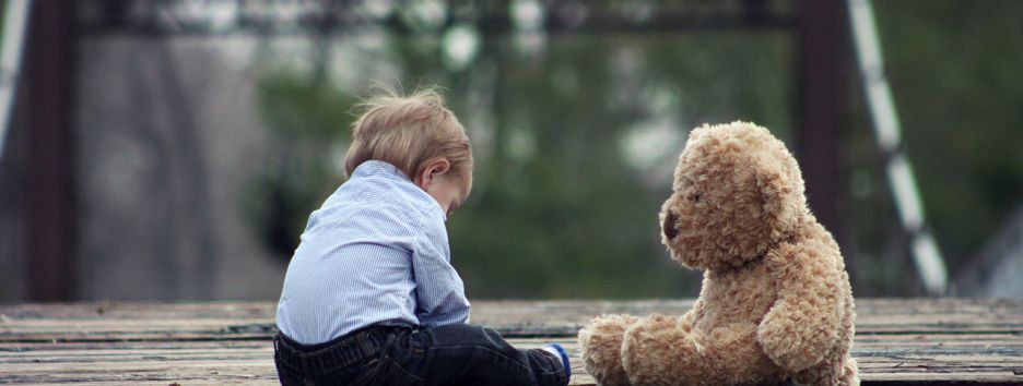 Через девять лет в Украине закроют интернаты: что будет с сиротами