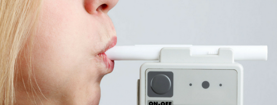 Алкотестер может неправильно сработать из-за антисептика для рук — ученые