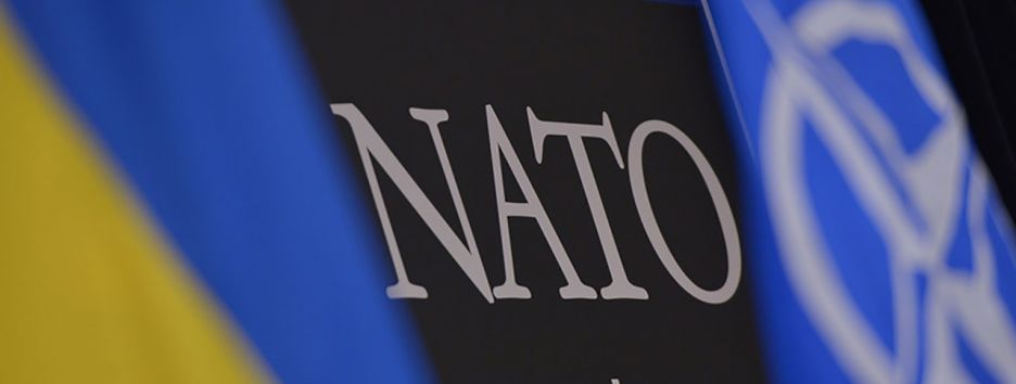 Не хотите ли в НАТО: что предлагают украинцам в обертке всеукраинского референдума