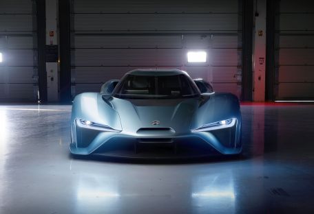 Китайцы представили самый быстрый электромобиль в мире