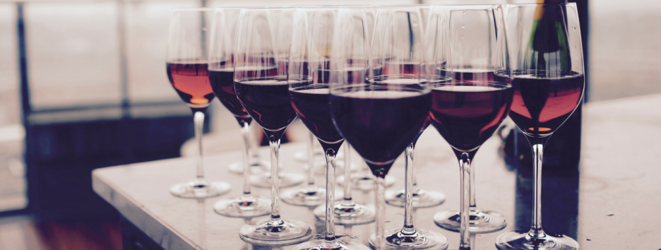 300 лет назад винные бокалы были в 7 раз меньше, чем сейчас