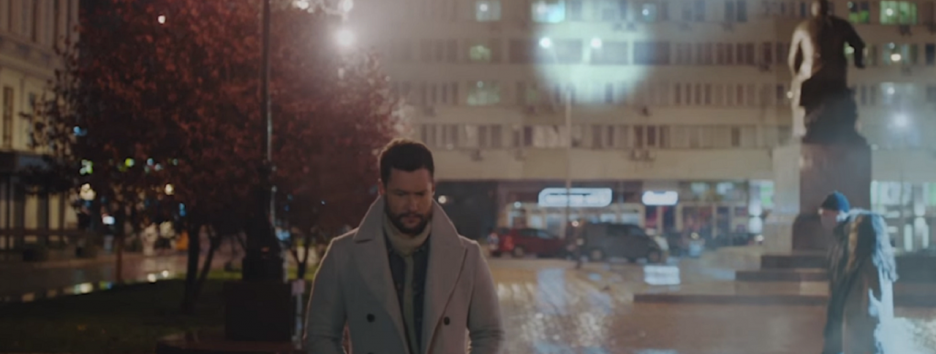 Британский певец снял в Киеве клип, который набрал 3,8 млн просмотров