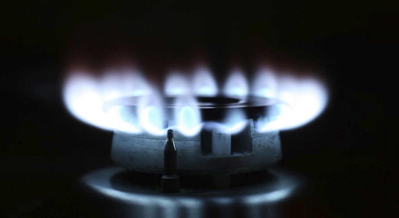 В Украине пересчитают тариф на газ: о чем молчит Гройсман и почему цены должны вырасти