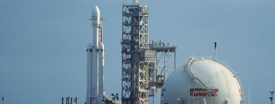 SpaceX успешно протестировала сверхтяжелую ракету Falcon Heavy (видео)