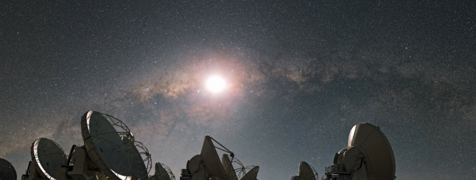 В соседней галактике обнаружили крупные органические молекулы