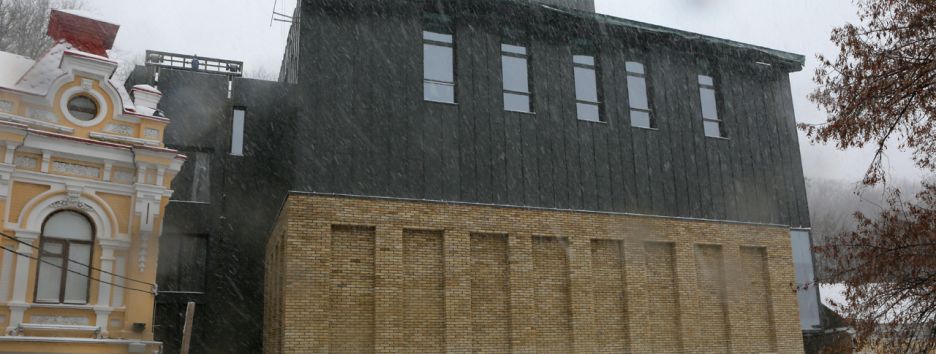 Театр раздора. Realist побывал на открытии здания на Андреевском